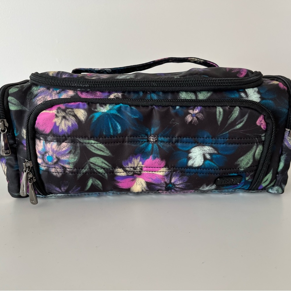 Lug Cosmetic bag